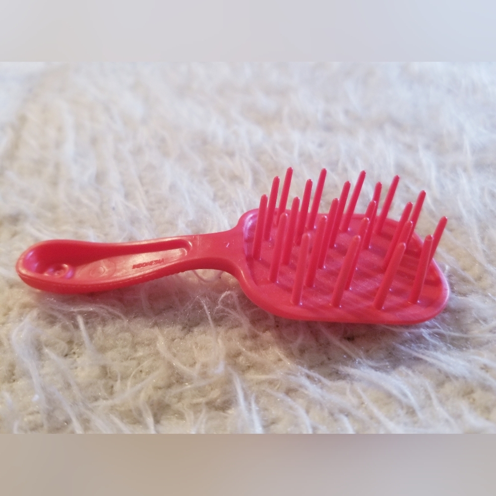 Red Doll Hair Brush Barbie Bratz Dolls